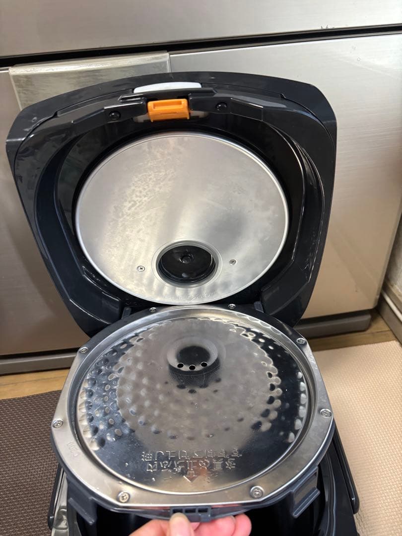 [美品]象印 IH炊飯器5.5号炊き　NW-VJ10 2025年製