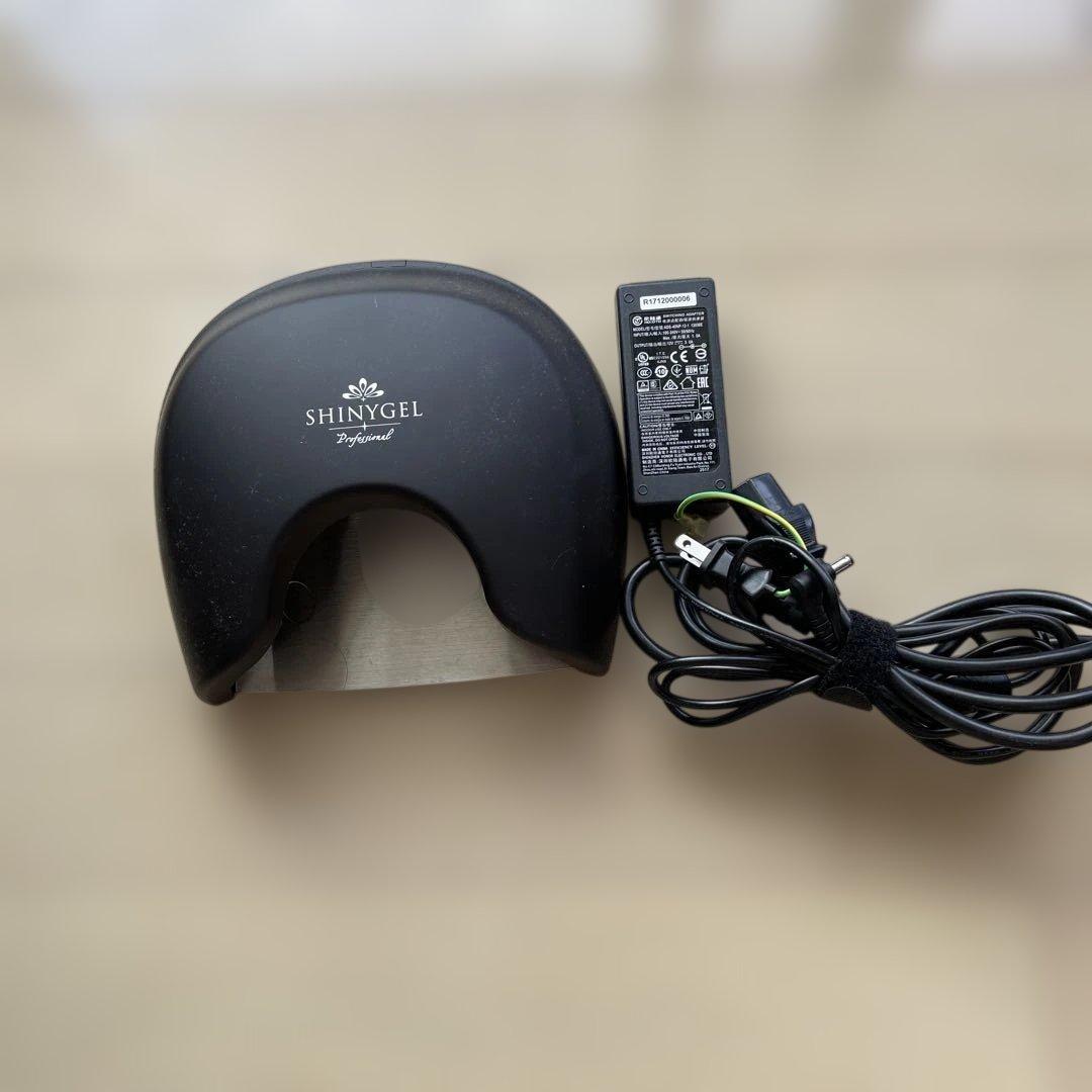 SHINYGEL UV/LEDネイルランプ