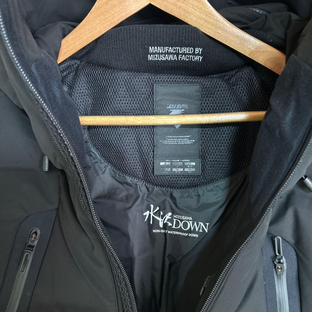 デサント　水沢ダウン　オルテライン　マウンテニア　Lサイズ