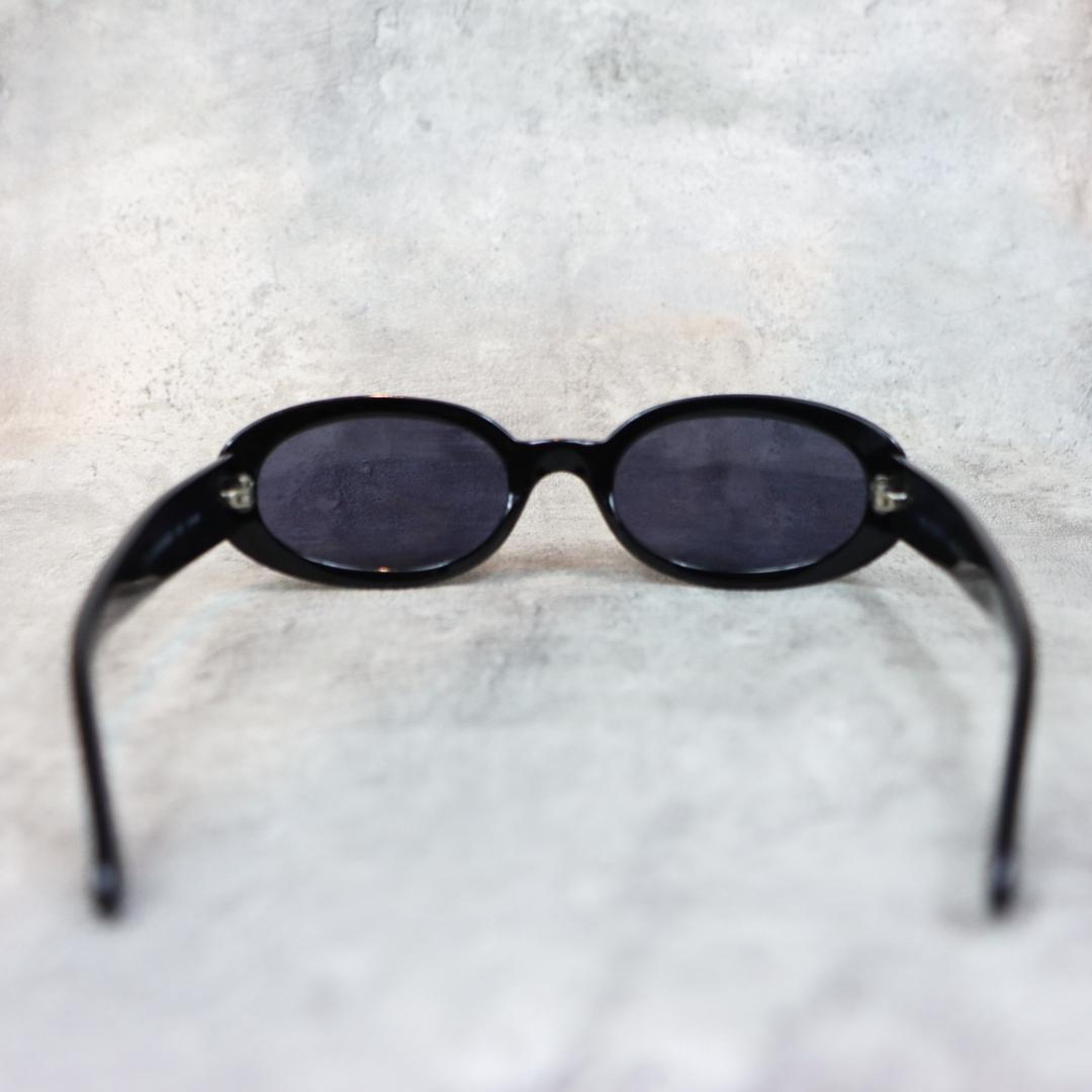 GUCCI（グッチ） ロゴプレート サングラス ユニセックス