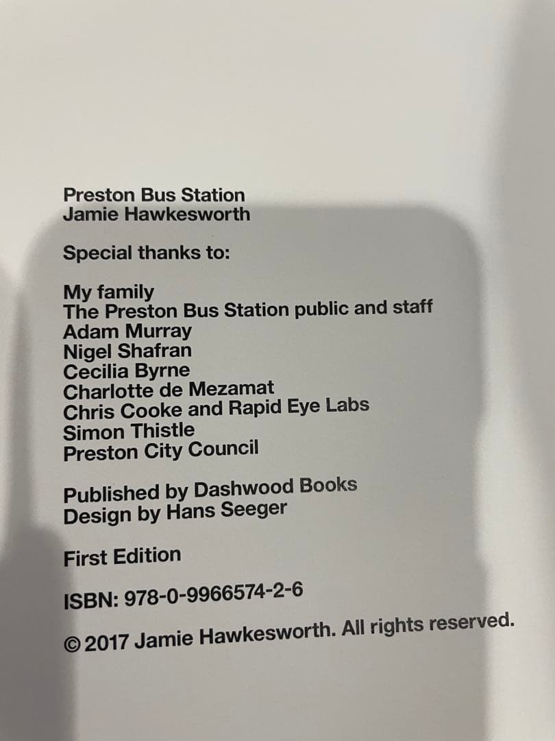 アート・デザイン・音楽 Jamie Hawkesworth Preston Bus Station