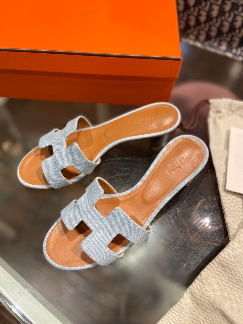 エルメス　Hermes サンダル 《オアジス》