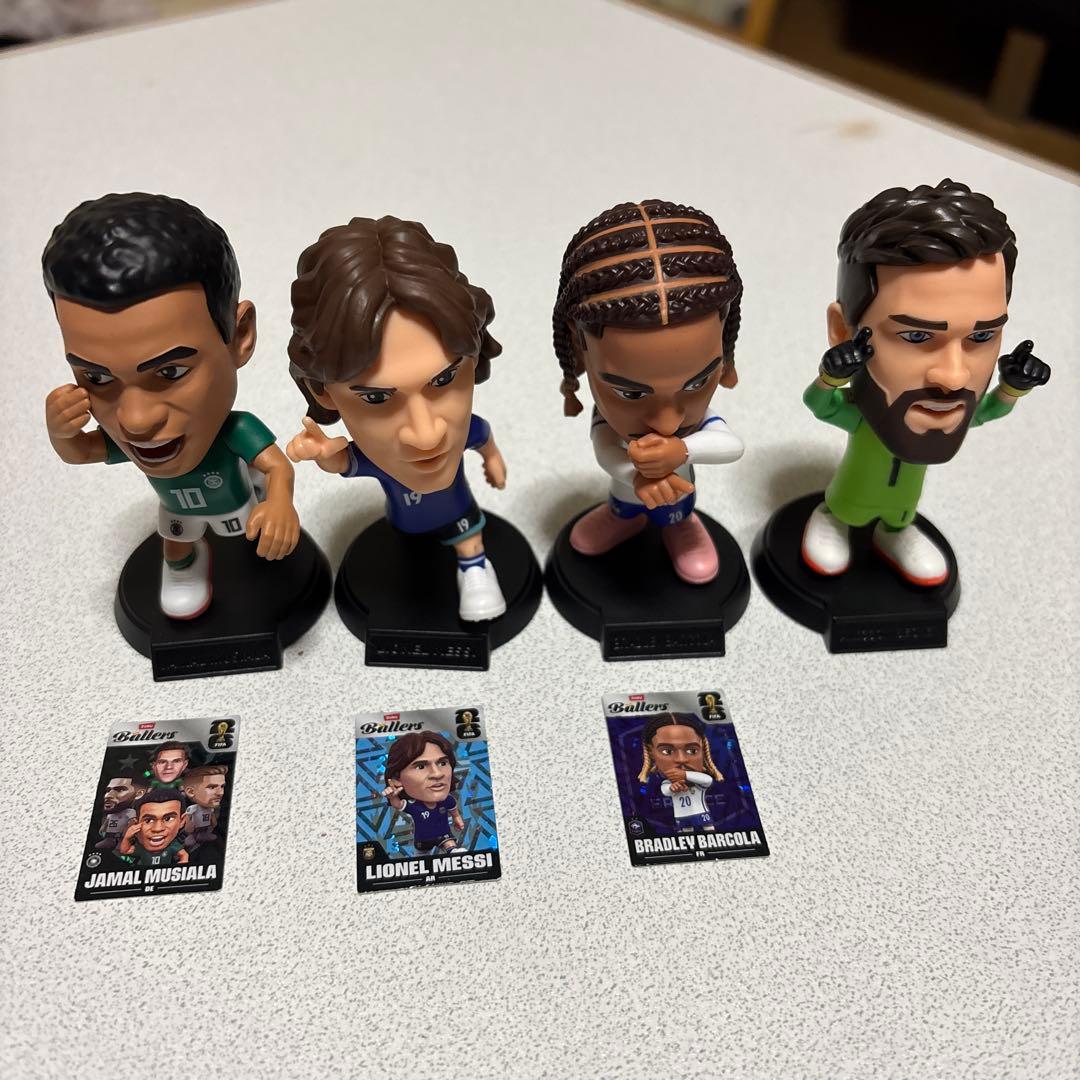 FIFA BALLERS レアメッシ　4体まとめてセット4体セット