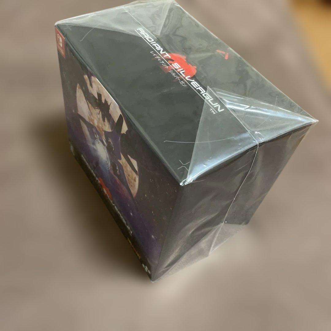 Switch レイディアント シルバーガン COLLECTOR'S BOX