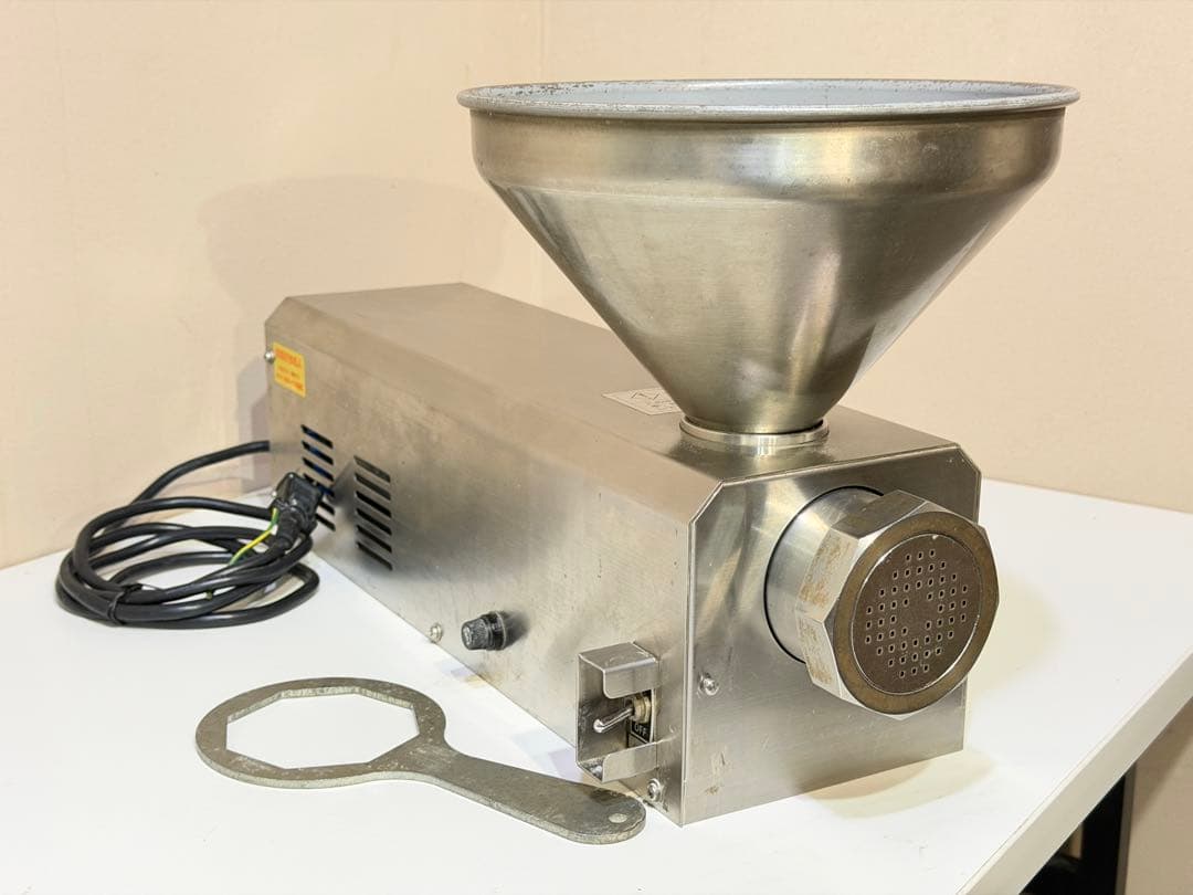 生蕎麦製麺機　生粉打ち名人　オホーツク物流　中古美品