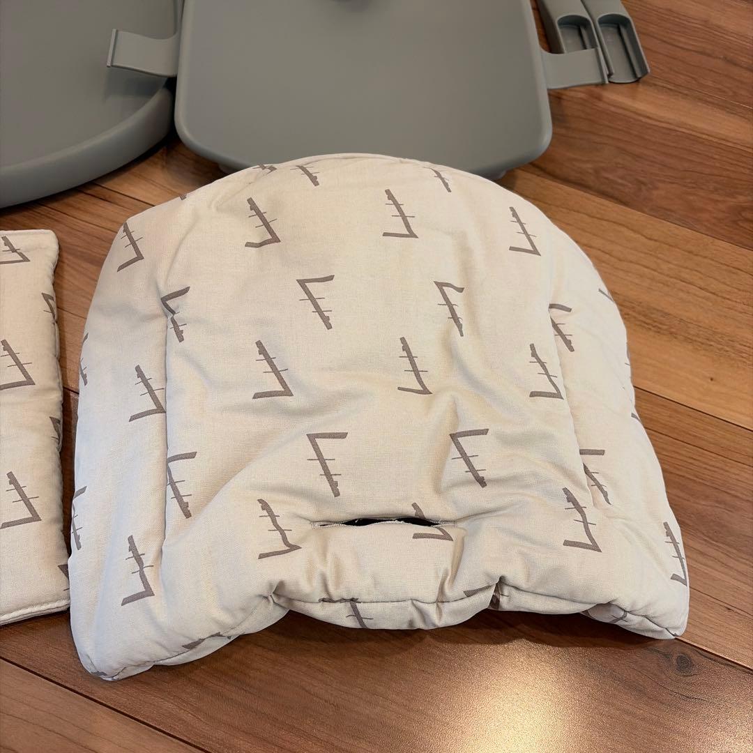 極美品総額約27000円分！ストッケベビーフルセットトリップ トラップクッション