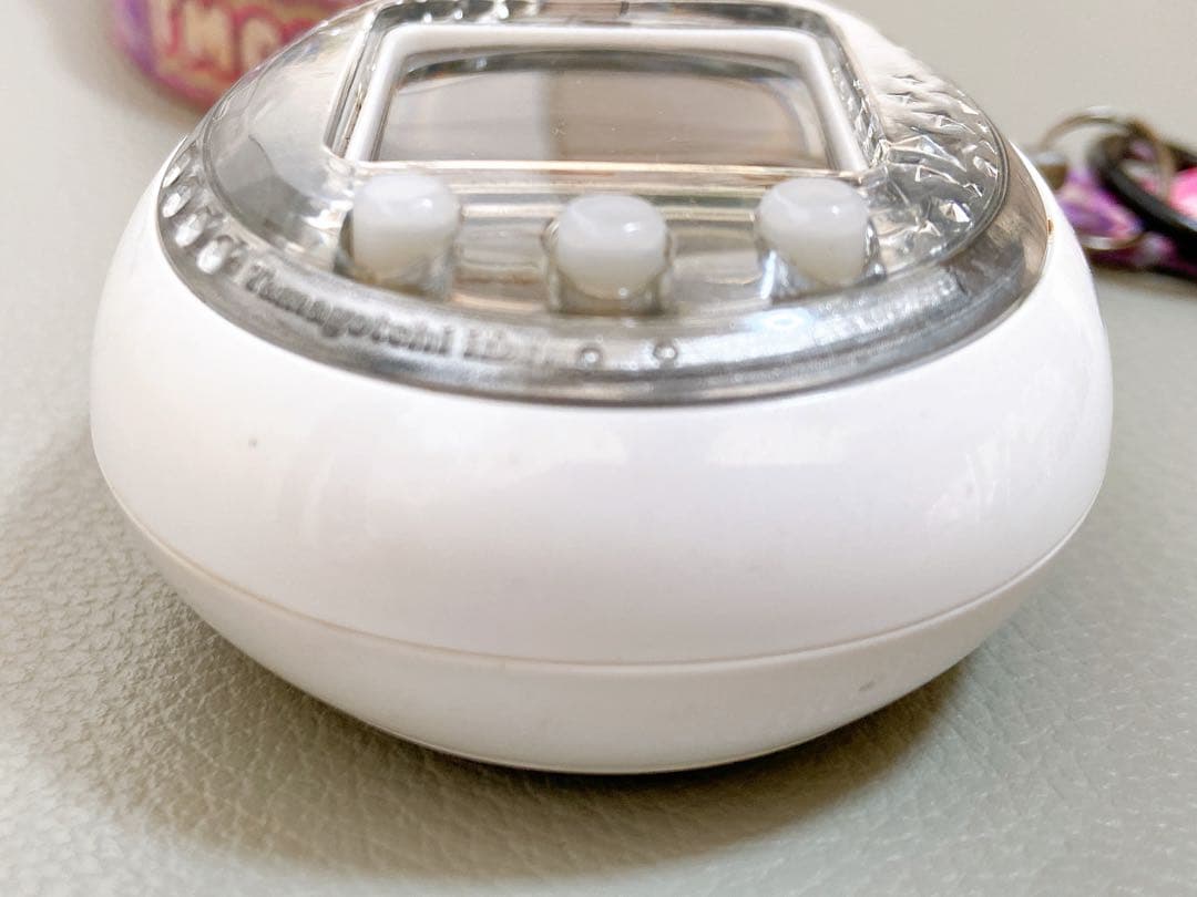 misa様フォロー割専用 たまごっち　IDL 新品電池付き　ストラップ無し