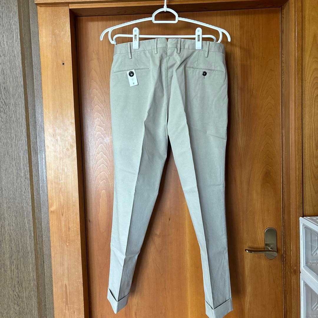 新品PT EVO FIT ベージュ チノパン 52