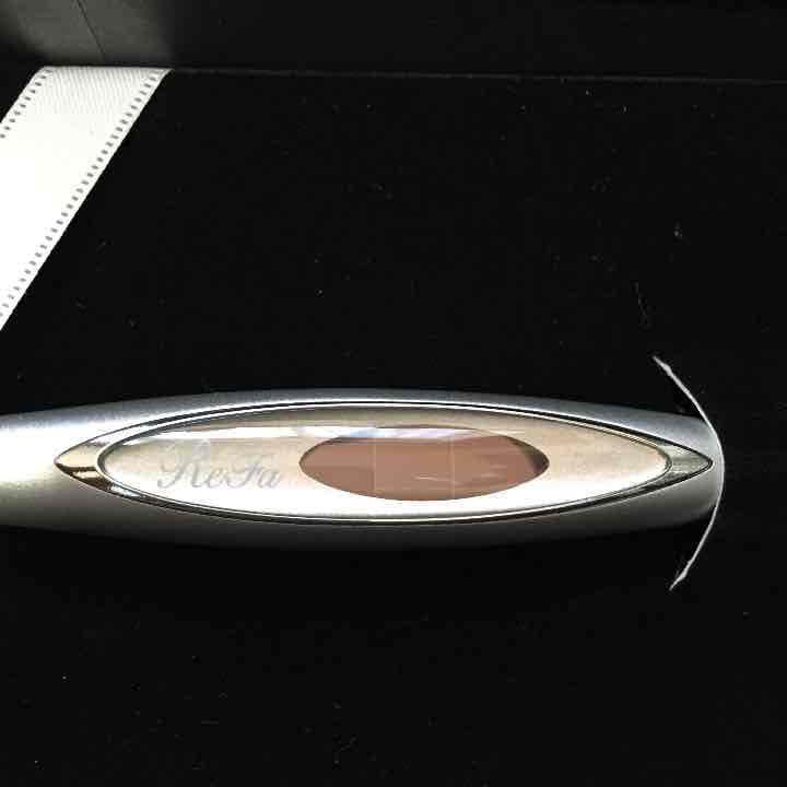 refa  小顔ローラー