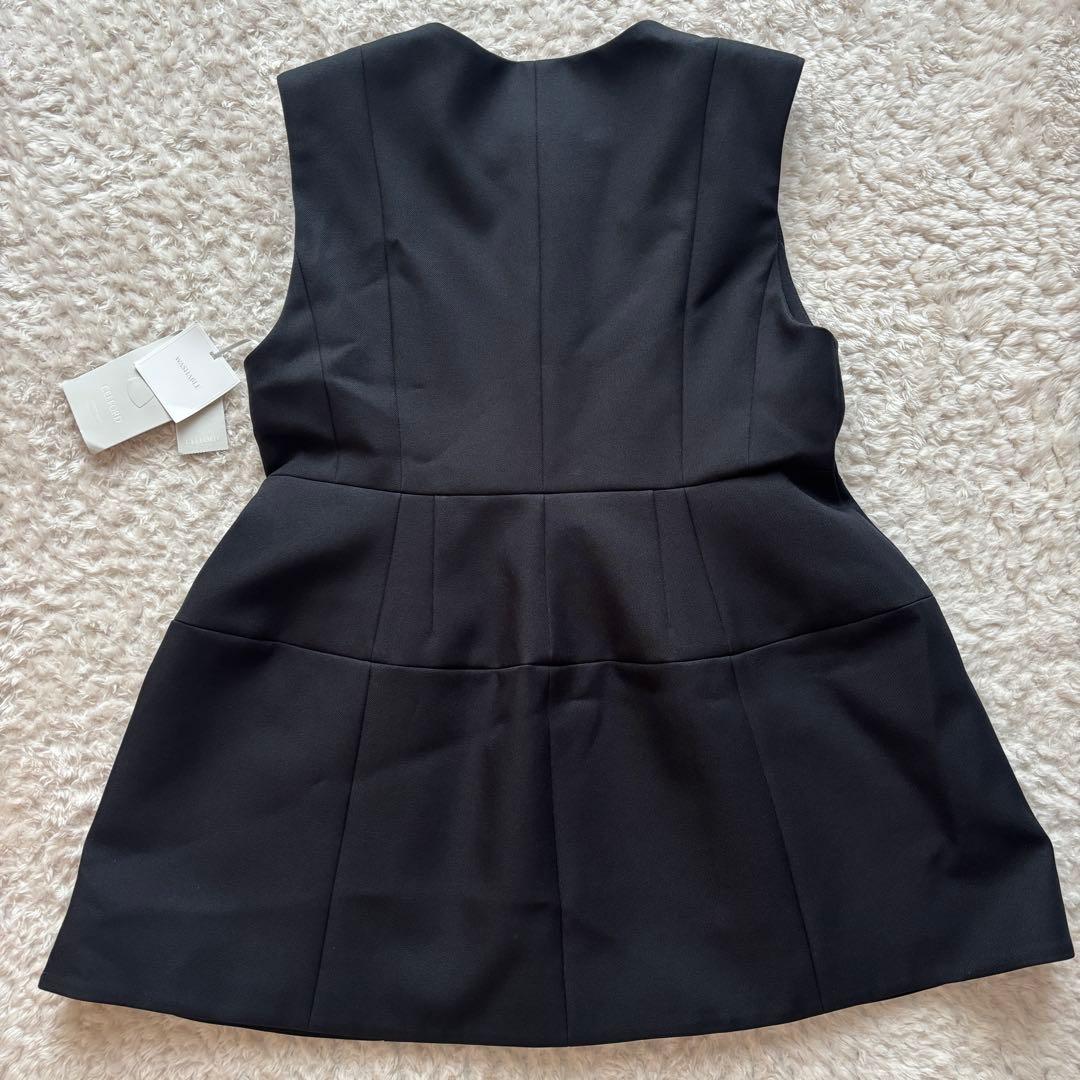 新品未使用品✨CELFORD セルフォード ペプラムジレ38 M