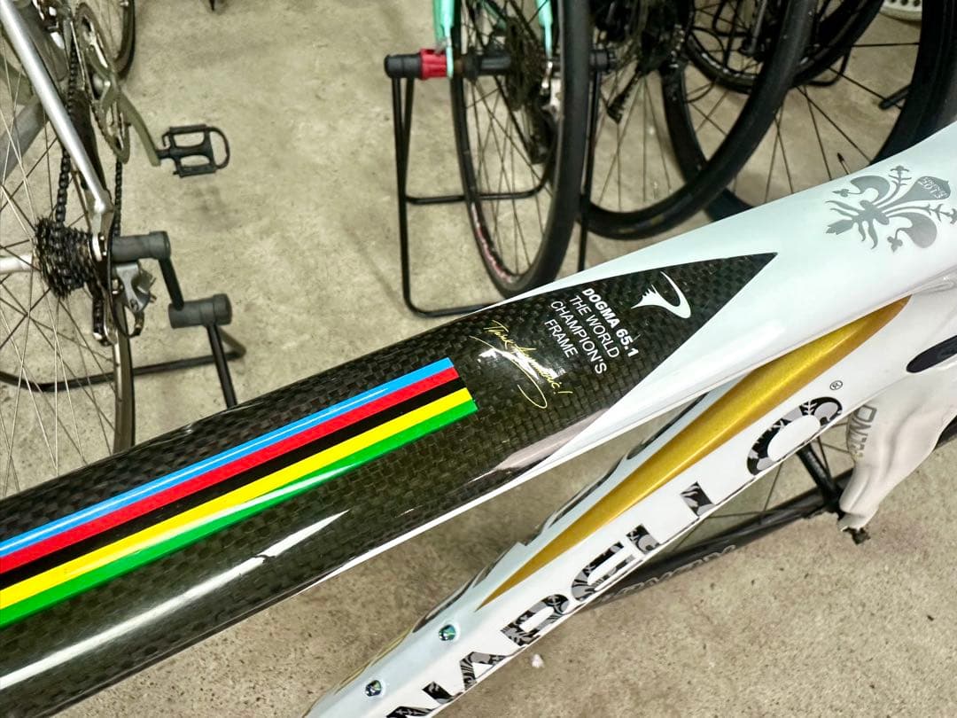 分解発送送料無料！DOGMA 65.1タイプ中華カーボン カーボンホイール