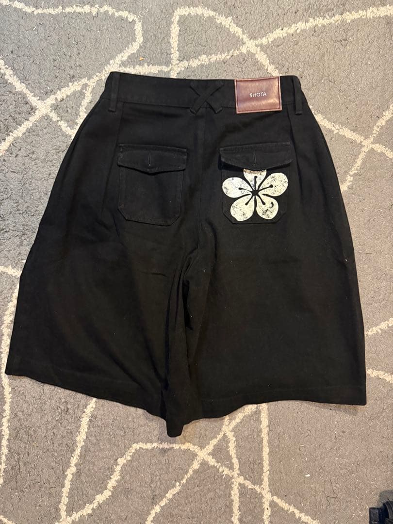 SHOTA ブラックショートパンツ 28