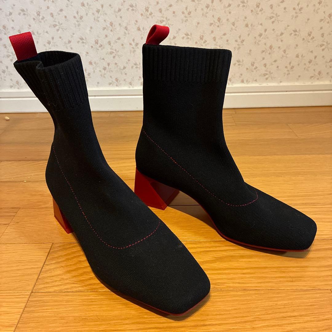 VIVAIA スクエアトゥ撥水加工ショートブーツ