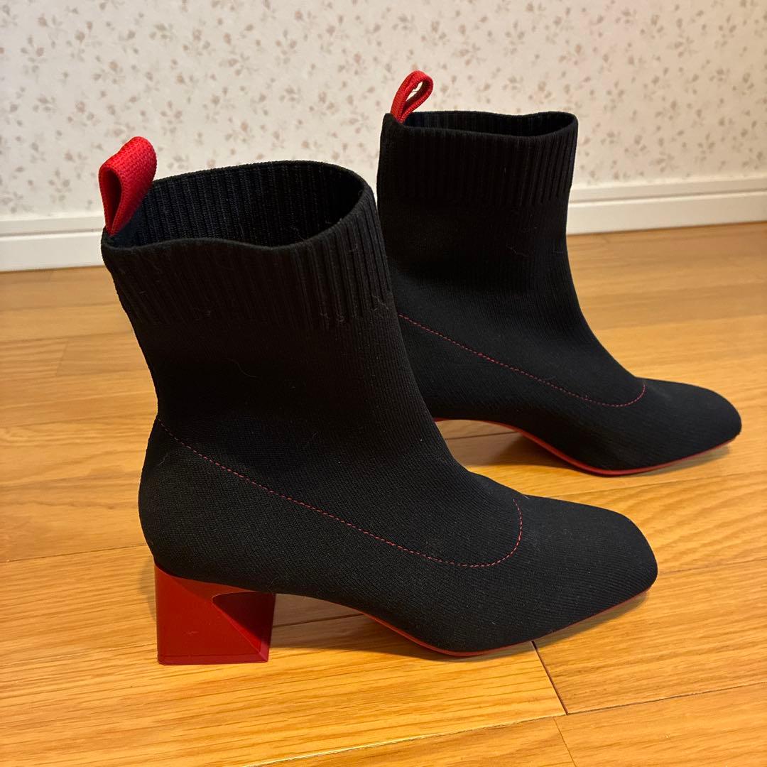 VIVAIA スクエアトゥ撥水加工ショートブーツ