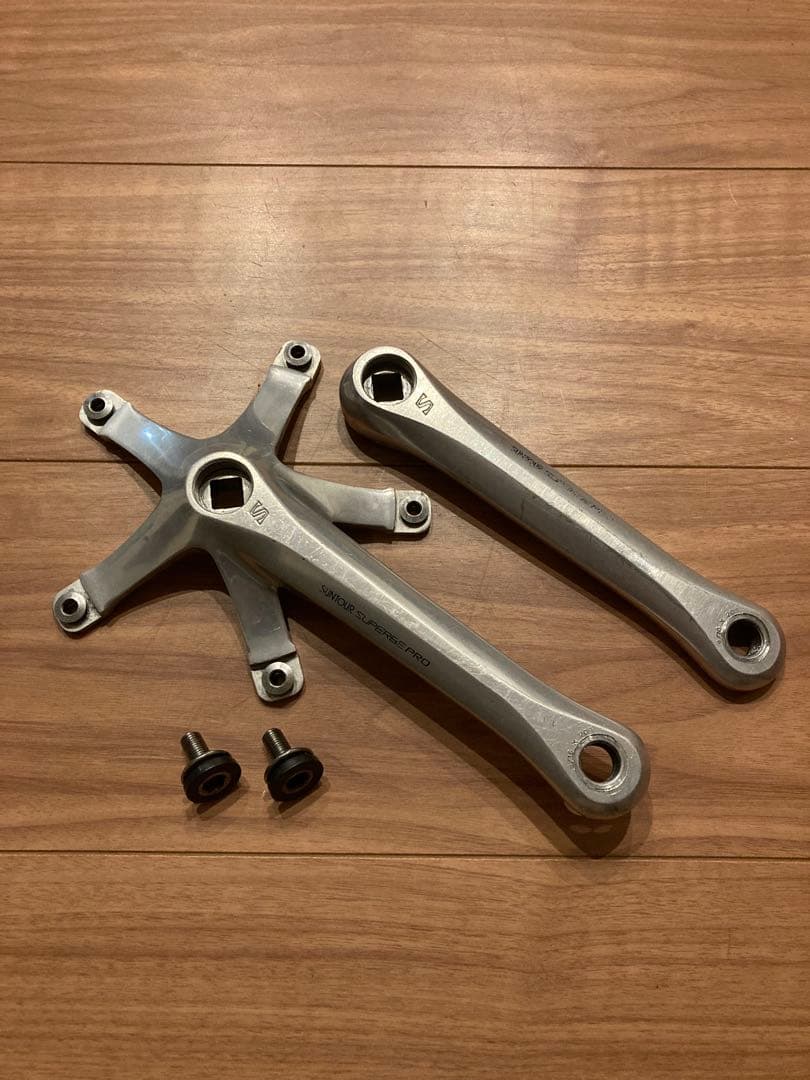 suntour SUPERB PROクランク ボルト付き