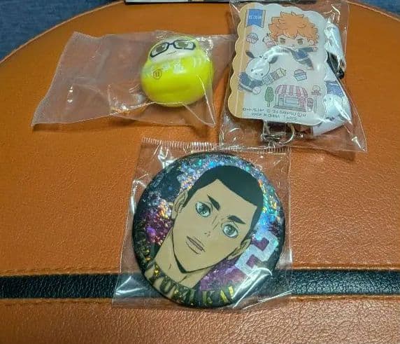 ハイキュー(非全巻30·39巻欠品) 当時のジャンプに関連本とグッズ 多数セット