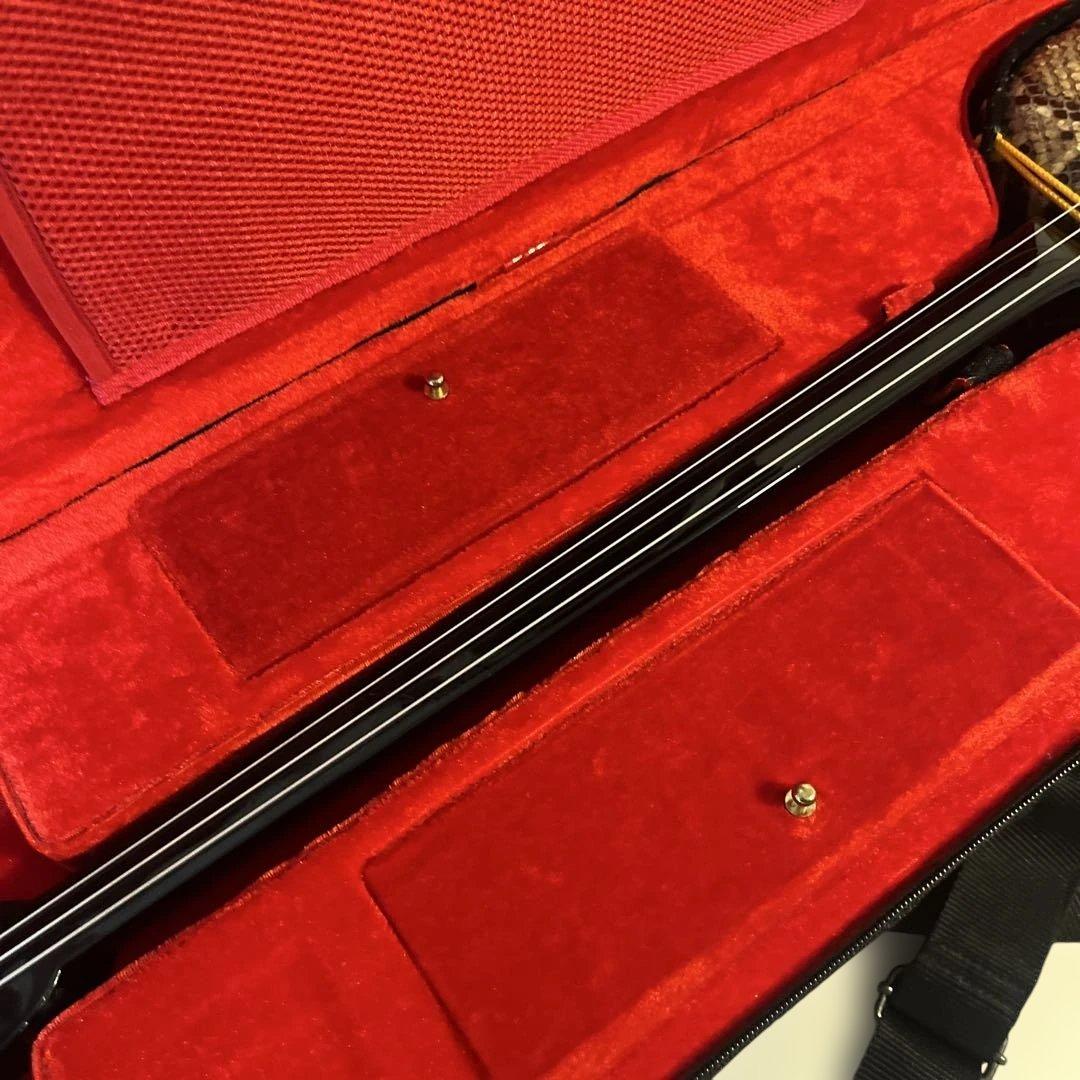 三線　沖縄三線　ほぼ未使用品　本革　セミハードケース