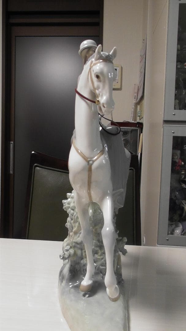 ヨシカネ　LLADRO　リヤドロ　【白い馬の少女】１6　リアドロ　L488