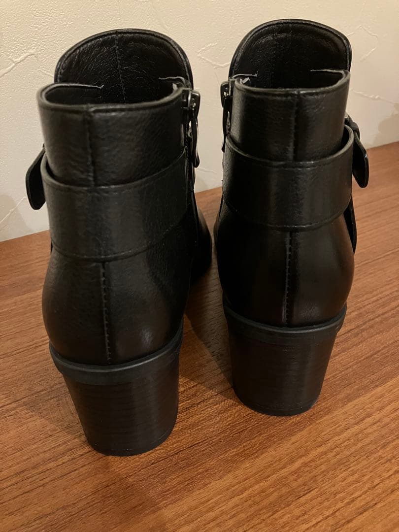 【未使用】DIANA 本革 ショートブーツ ブラック23.5cm WD65380