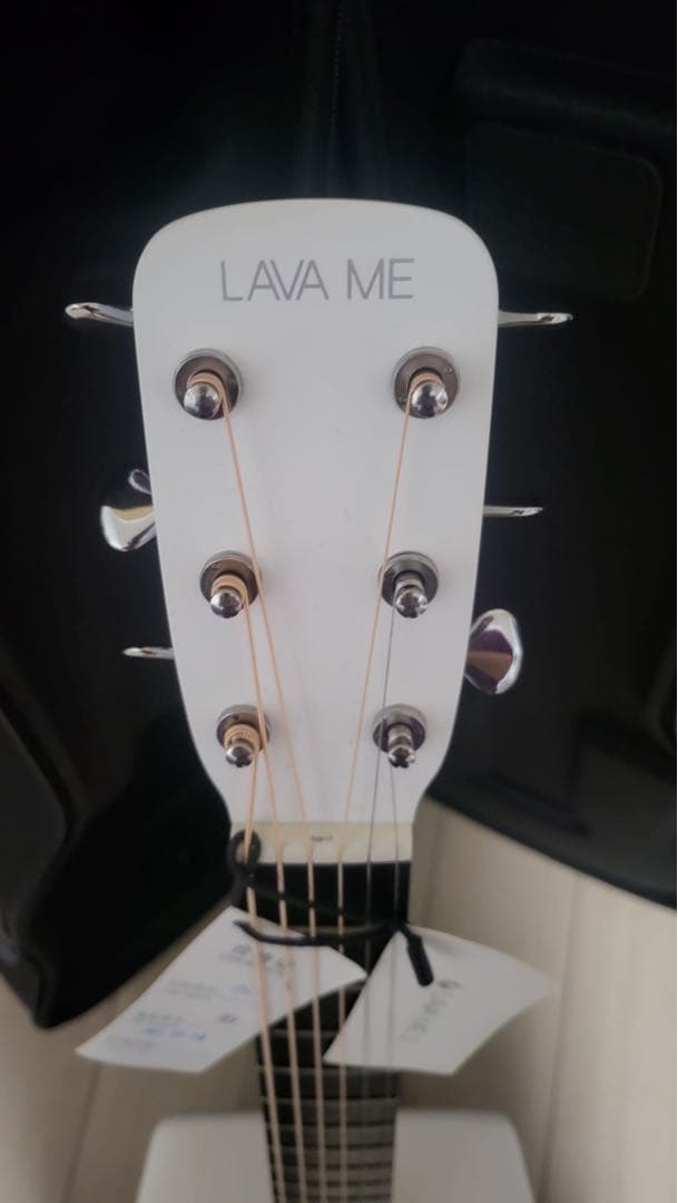 LAVA ME 2 アコースティックホワイトギター