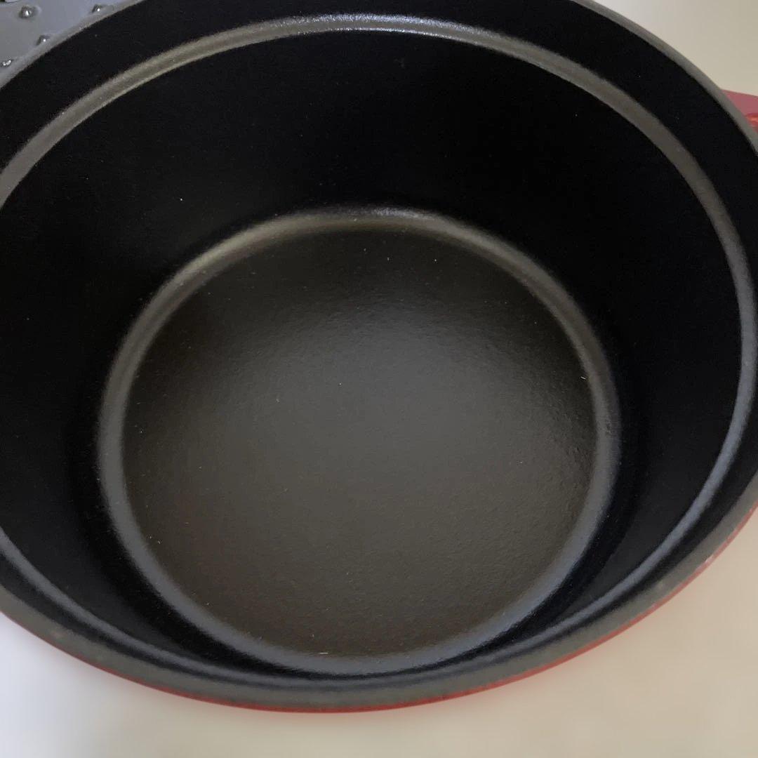 新品 ストウブ ピコ ココット ラウンド チェリー 20cm