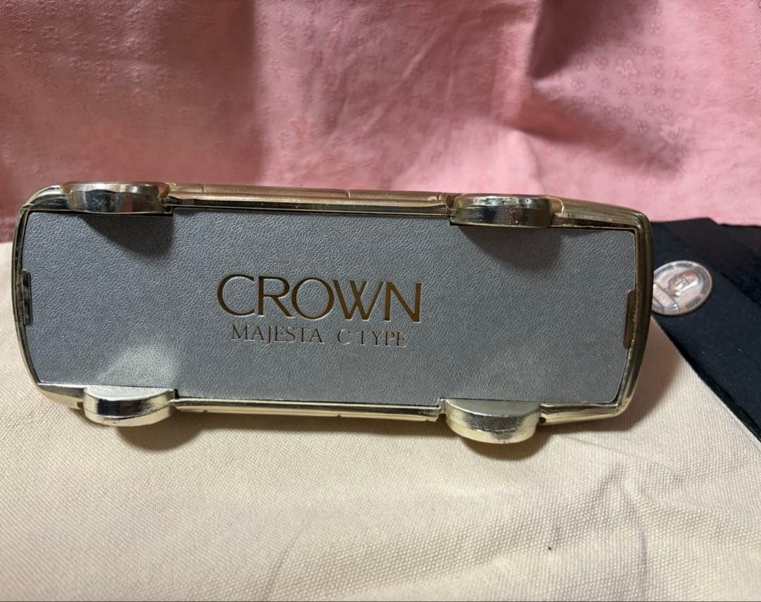 CROWN MAJESTA G TYPE モデルカー ゴールド 非売品