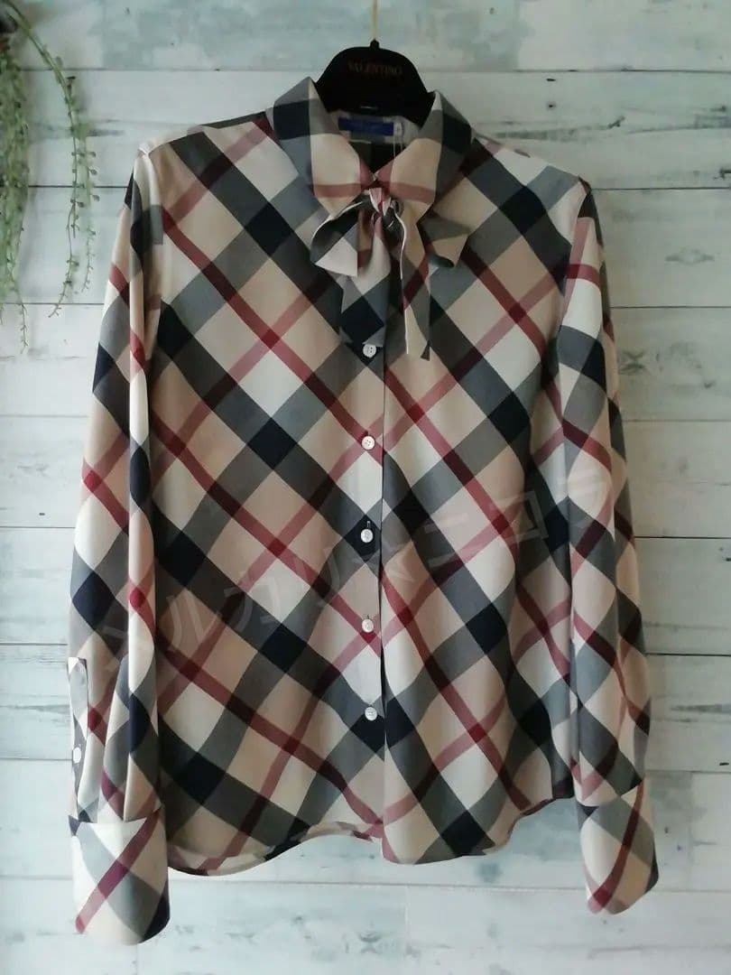 ブルーレーベルクレストブリッジ　CBチェック　シャツ　ブラウス
