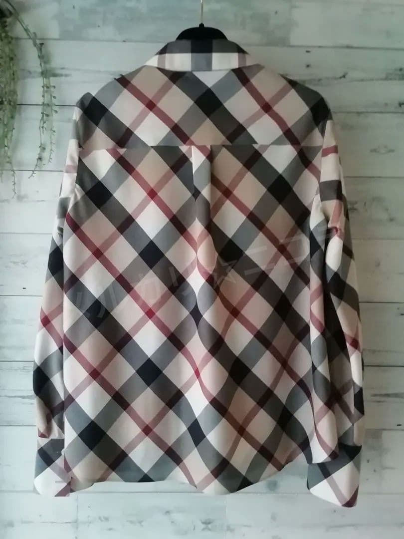 ブルーレーベルクレストブリッジ　CBチェック　シャツ　ブラウス