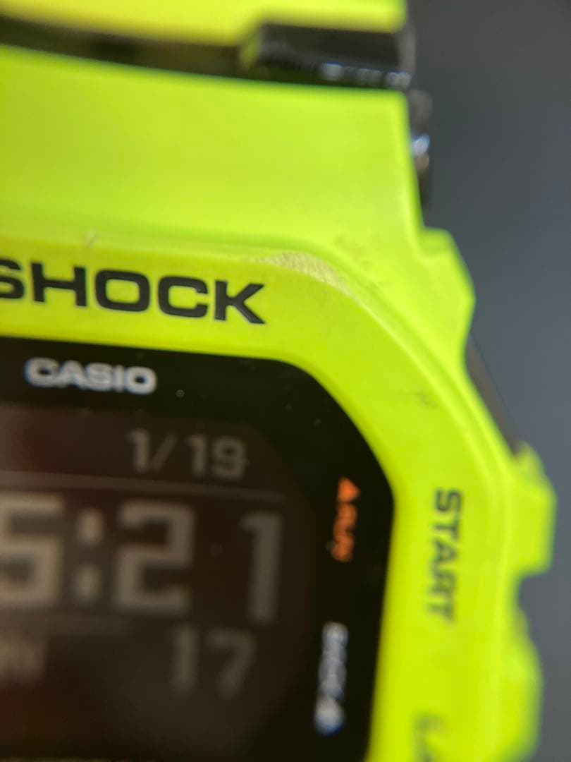 【中古】【稼働品】G-SHOCK GBDー200ー9JF蛍光イエロー