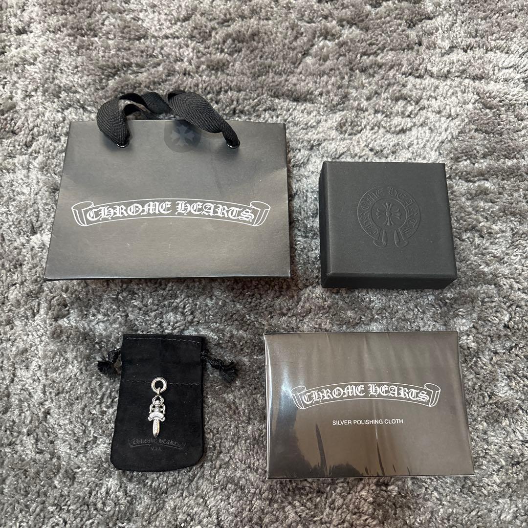 クロムハーツ　ダガーチャーム