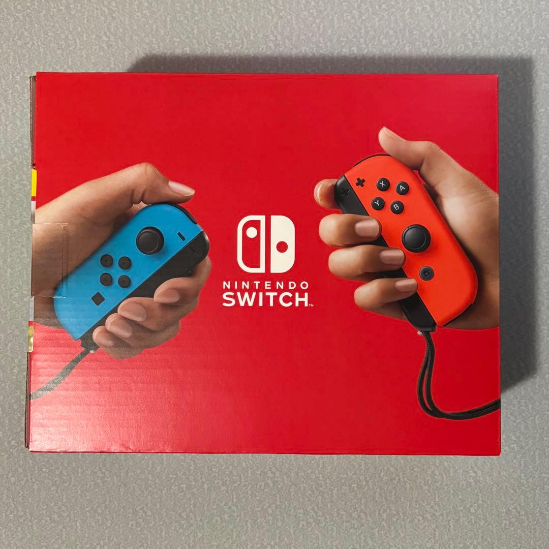 新品・Nintendo Switch 本体 ネオンブルーとネオンレッド