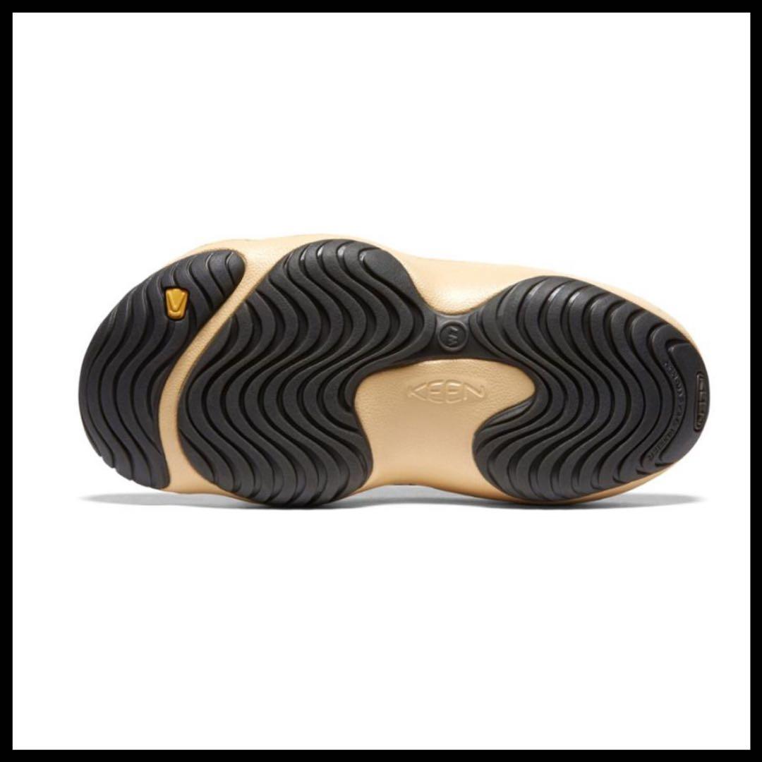 キーン KEEN ヨギ アーツ カフェラテペイズリー 27.0㎝