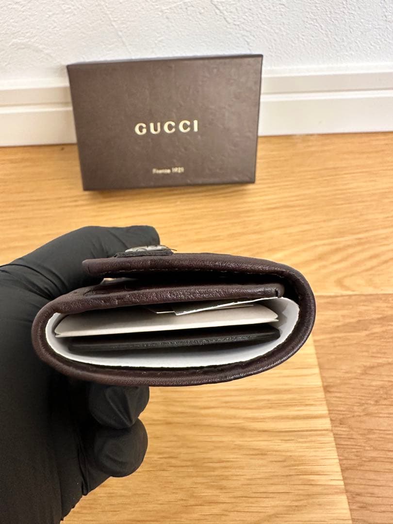 GUCCI ブラウンレザーキーケース