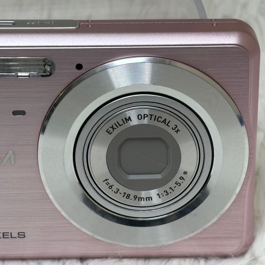美品　CASIO カメラ　エクシリムEX-Z77 充電器　箱　ピンク コンデジ