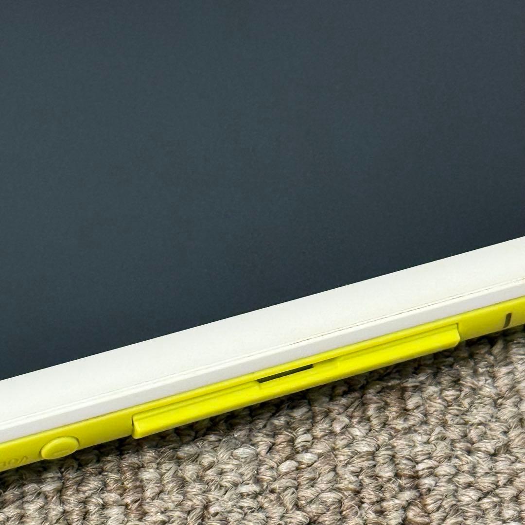 PSVITA PCH-2000 ライムグリーン/ホワイト