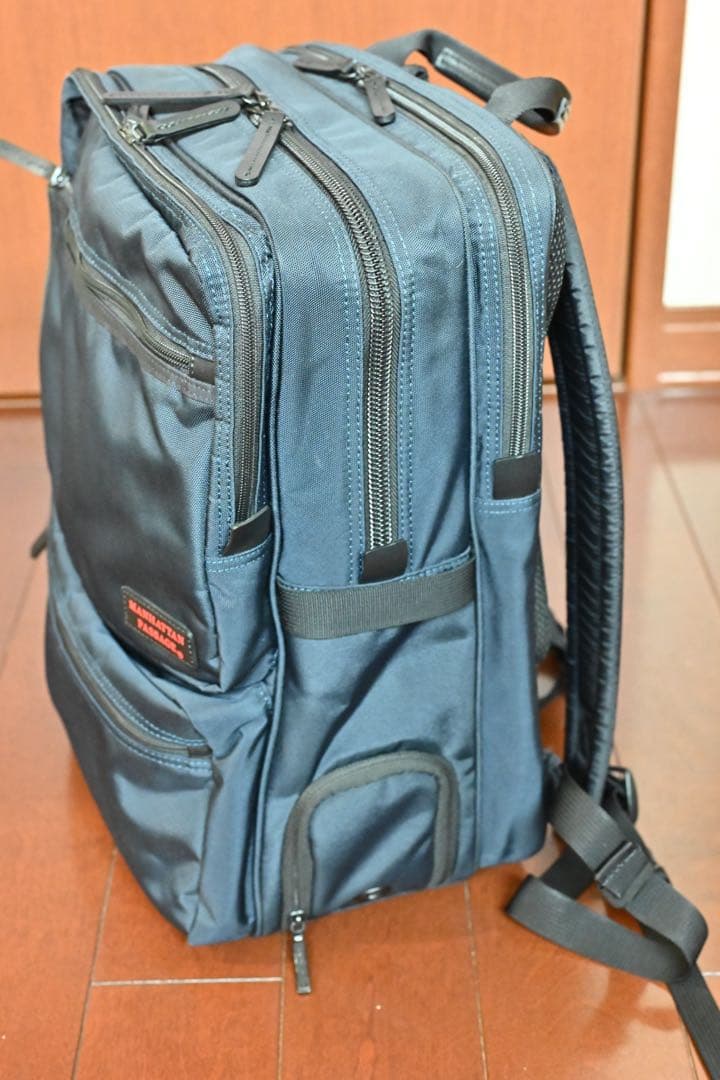 美品　マンハッタンパッセージ #9050