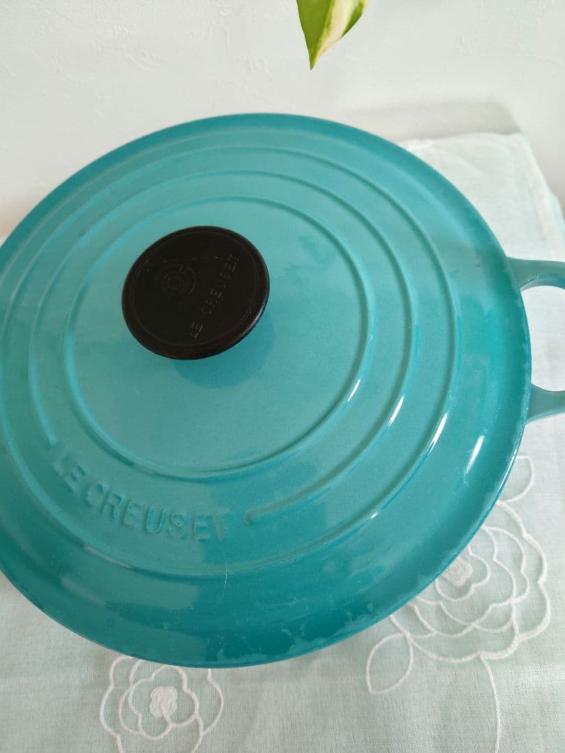 ル・クルーゼ(Le Creuset) ココット 24 cm カリビアンブルー
