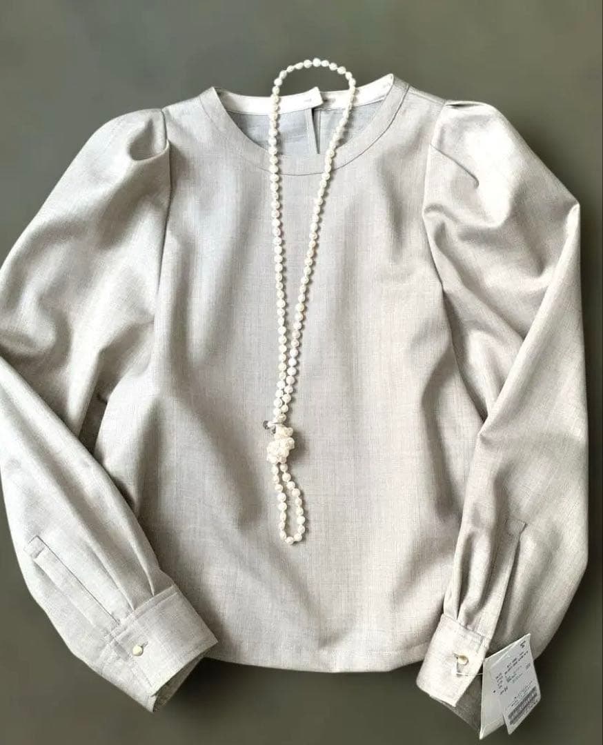 イエナ パフスリーブブラウス定価18700円新品未使用品ベージュ