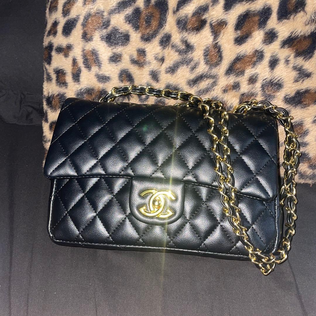 キルティング　ゴールドチェーン　ショルダーバッグ　ブラック　ラムスキン　2way
