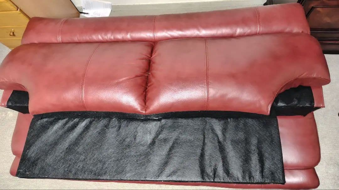 期間限定値下！ミラージュⅢ 赤いレザー2人掛けソファ