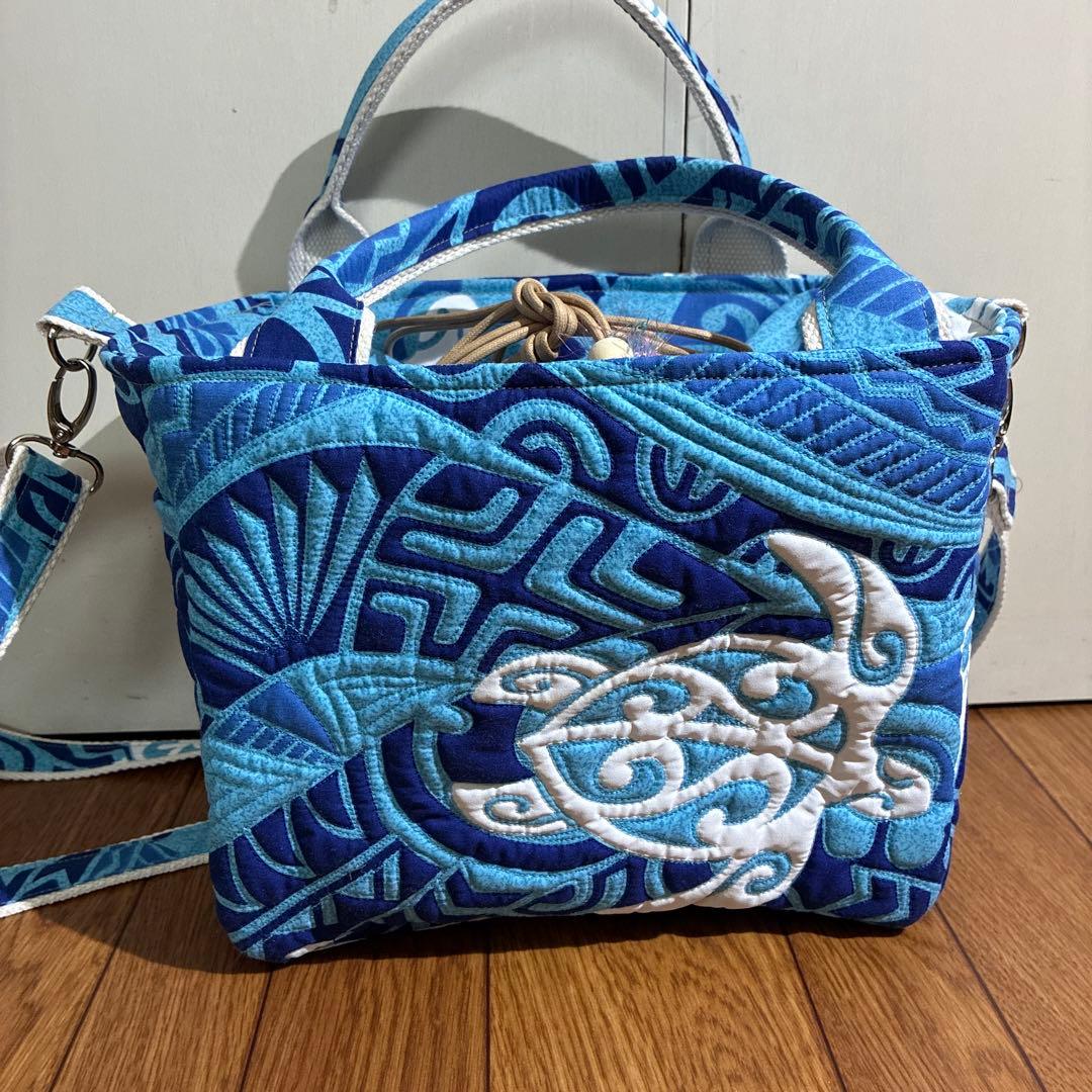 ハワイアン　ミシンキルト　2ウェイバッグ　ホヌ