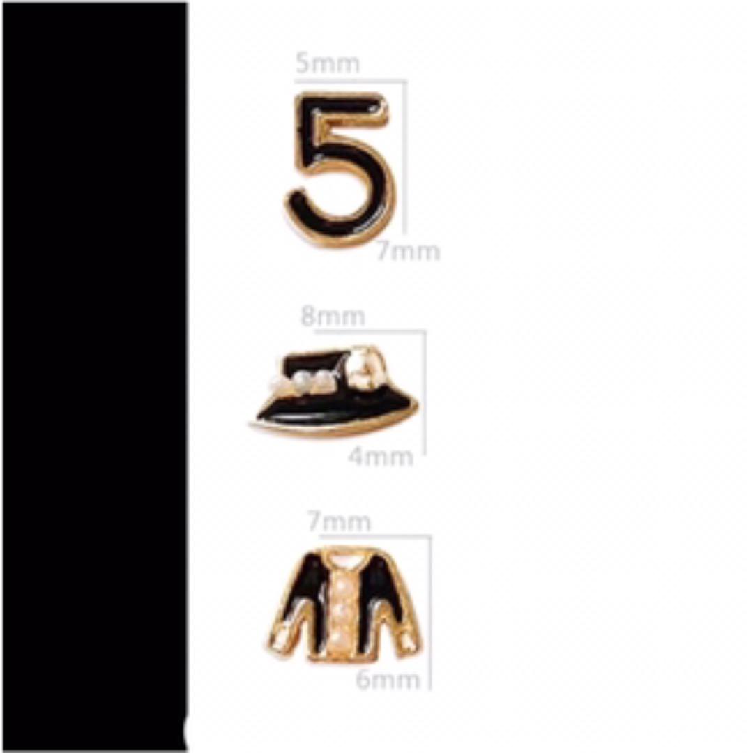 No64~1個¥110★レトロ☆ネイルパーツ