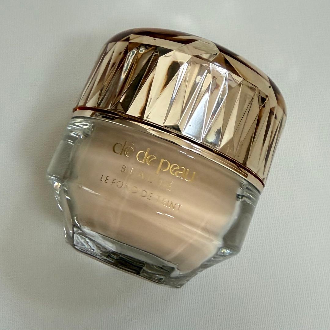 クレ・ド・ポー ボーテ ルフォンドゥタンn オークル10 30g