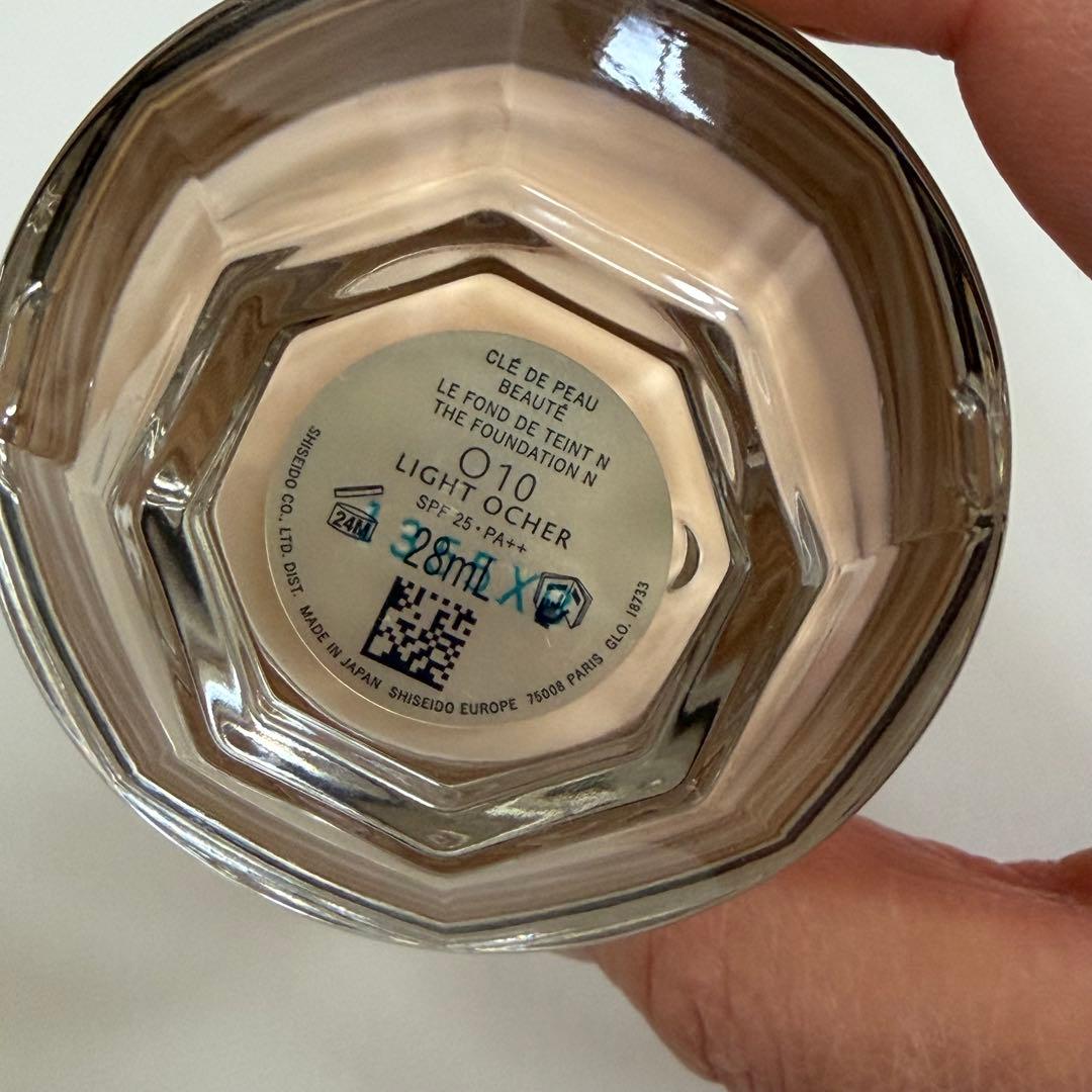 クレ・ド・ポー ボーテ ルフォンドゥタンn オークル10 30g