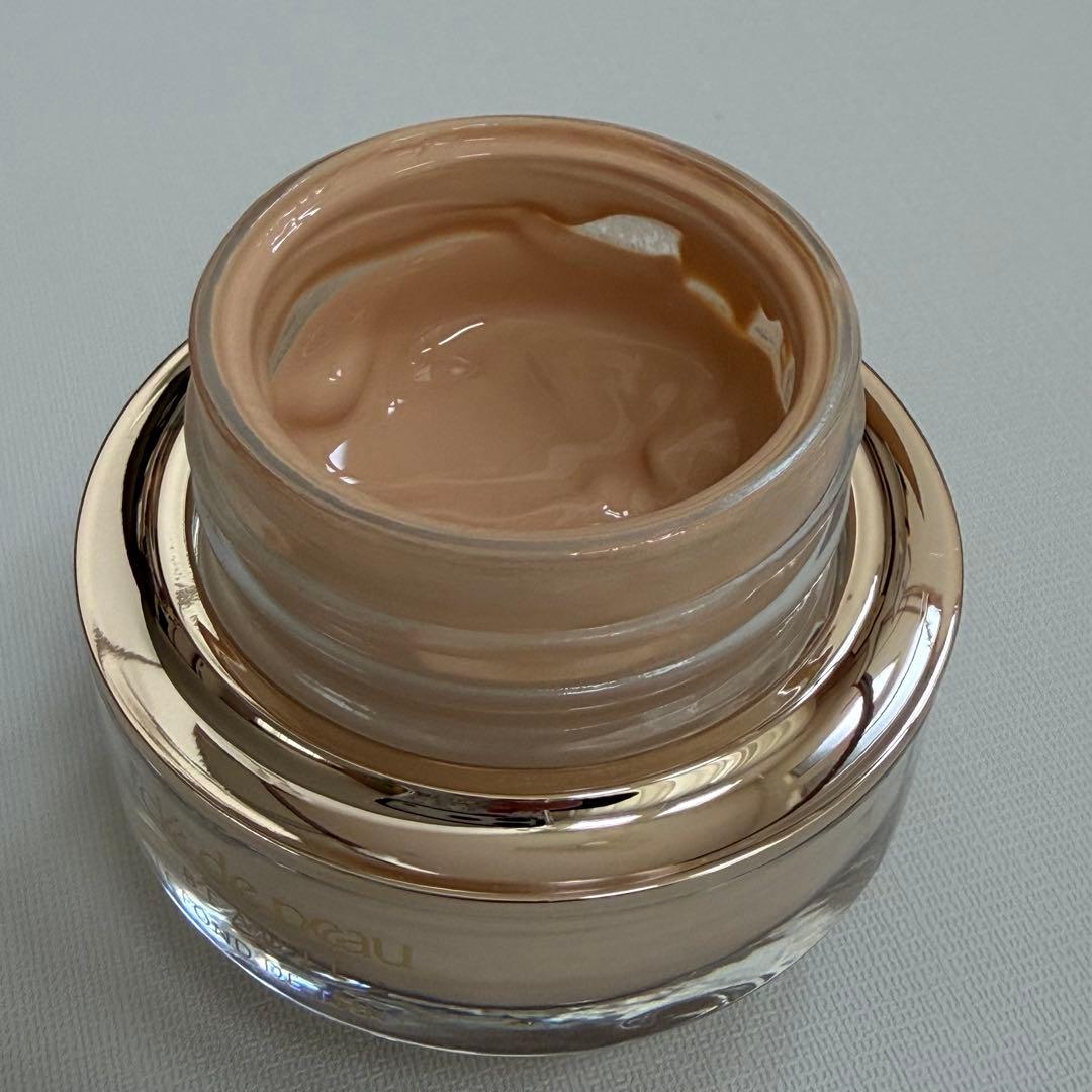 クレ・ド・ポー ボーテ ルフォンドゥタンn オークル10 30g