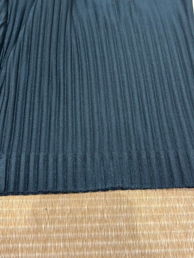 パンツ ISSEY MIYAKE BASICS PANTS PLISSE
