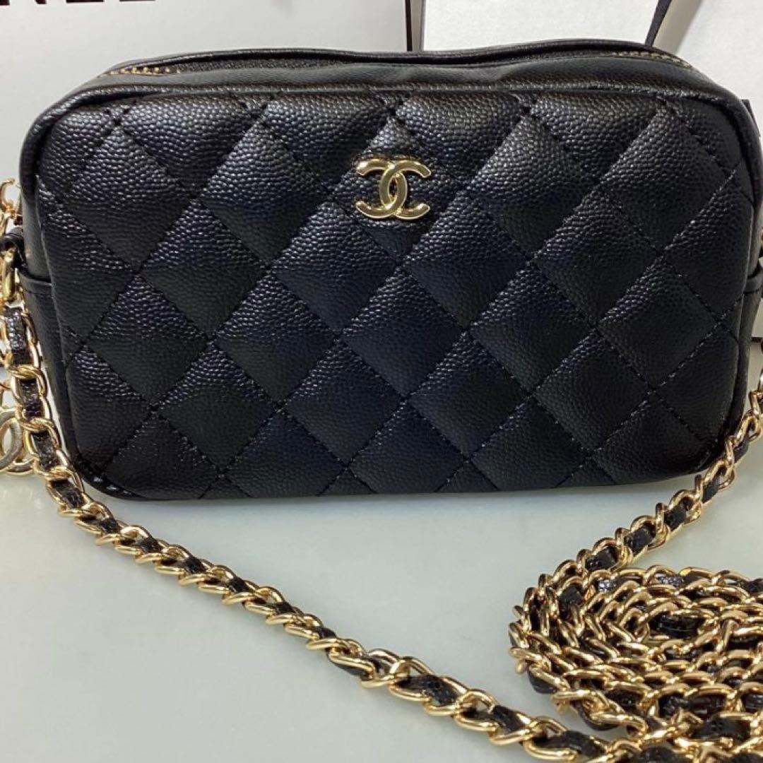 CHANEL ノベルティ チェーンショルダーバッグ チャーム付