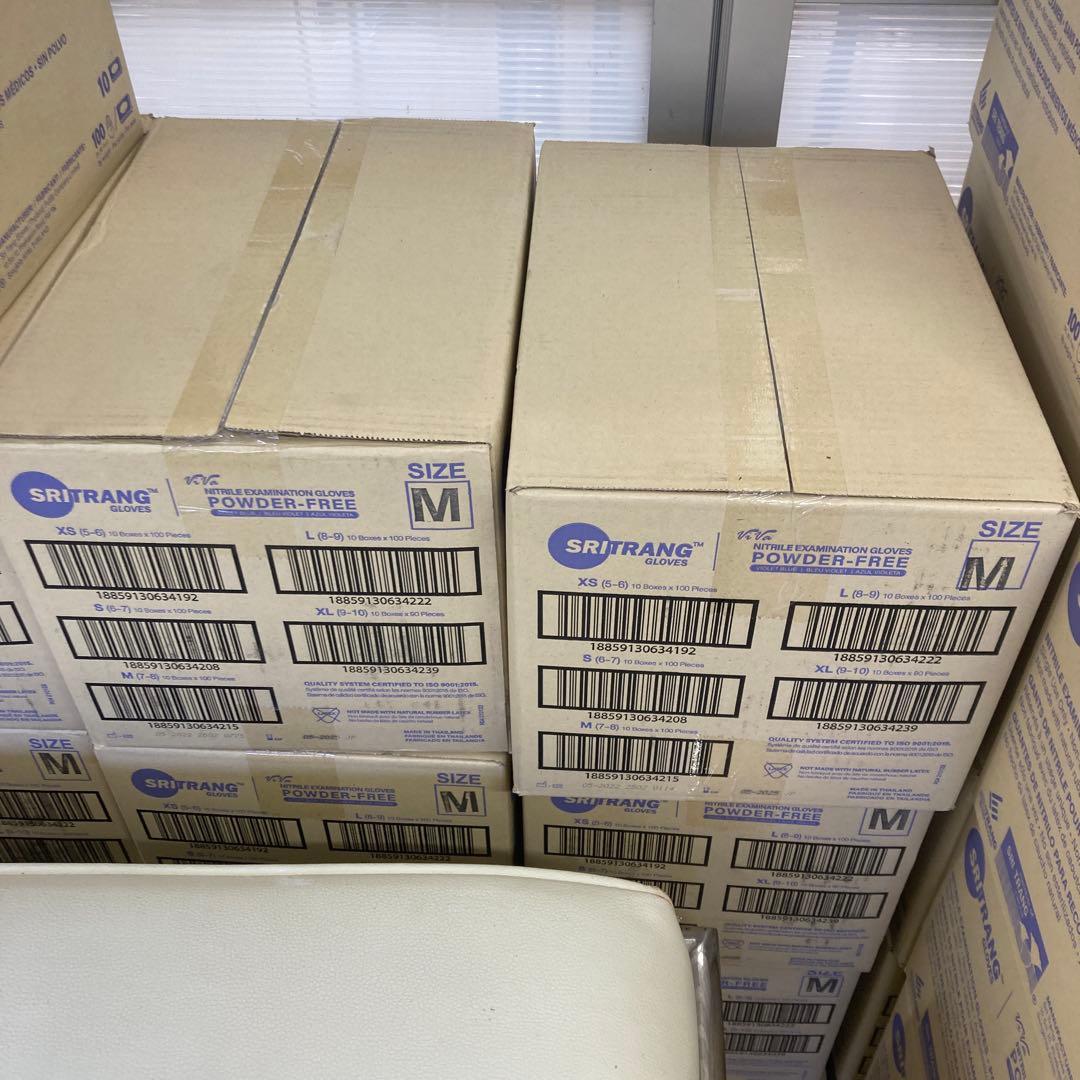 ニトリル手袋　1000枚✖️4ケース　Mサイズ　パウダーフリー