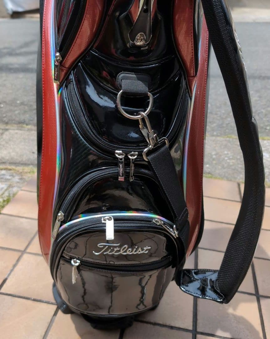 タイトリスト　キャディバッグ　エナメル