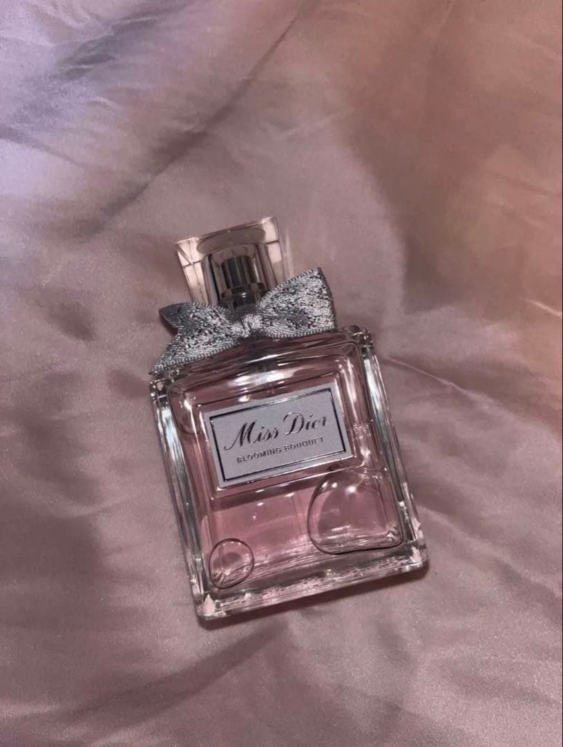 新品ミスディオール ブルーミングブーケ 50mlショッパー付プレゼント用　誕生日